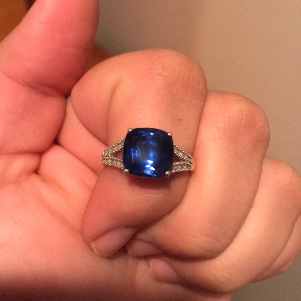 Sapphire ring